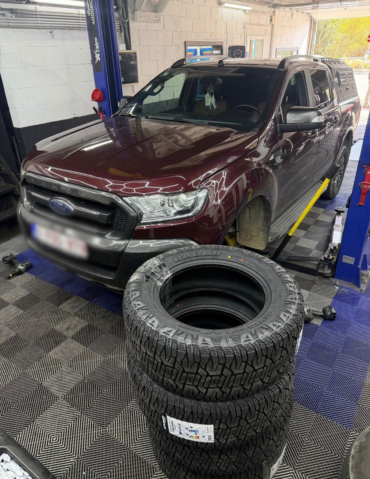 Pneus neufs pour un Ford Ranger